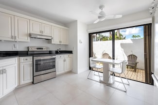 7677 Glendevon Ln Unit 1704, Delray Beach, FL 33446