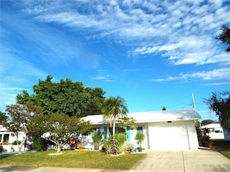 10143 43rd St N Unit 2, Pinellas Park, FL 33782