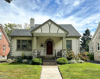 326 Dudley Rd, Lexington, KY 40502