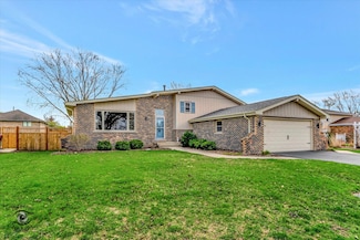 19803 S Schoolhouse Rd, Mokena, IL 60448