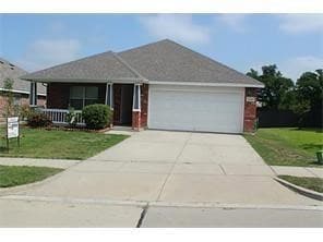 1237 Sandpiper, Aubrey, TX 76227