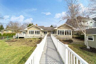 20897 Decatur St, Cassopolis, MI 49031