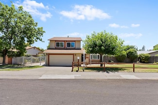 5640 Vista Oak Way, Sacramento, CA 95842