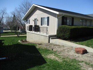 1118 12th Ave, Fulton, IL 61252