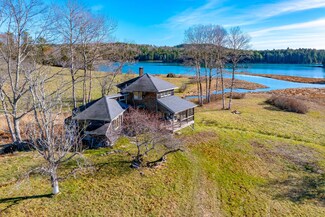 26 Tidal Creek Rd, Brooksville, ME 04642