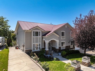 2861 Lois Ln, Pocatello, ID 83201