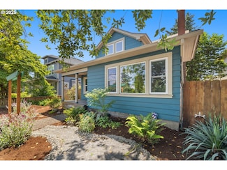 5118 SE Gladstone St, Portland, OR 97206