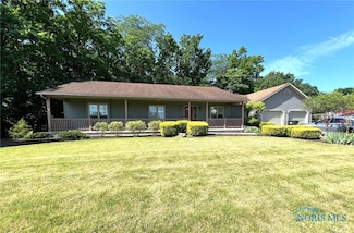101 Rivers Edge Ln, Upper Sandusky, OH 43351