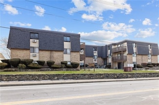 4162 Post Rd Unit 9, East Greenwich, RI 02818