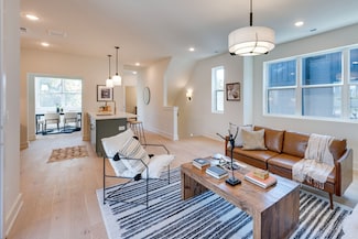 985 Dozier Place Unit 11, Nashville, TN 37216