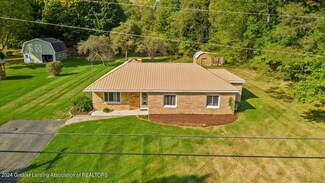 14120 Myers Rd, Dewitt, MI 48820