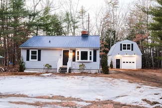 22 Andrews Rd, Tilton, NH 03276
