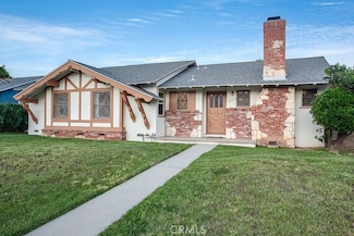 7646 De Soto Ave, Canoga Park, CA 91304