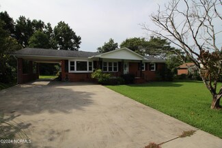 118 Melody Ln, Havelock, NC 28532