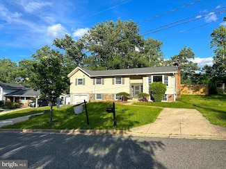 15605 Bradford Dr, Laurel, MD 20707