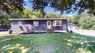 90 Bailey Rd, Minot, ME 04258