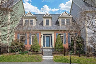 39 Forest Edge Dr, Hanover, NH 03755