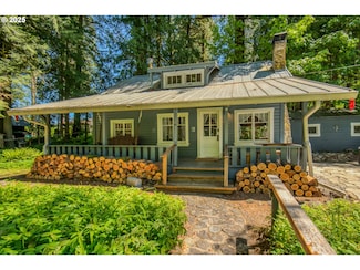 26630 E Roberts Rd, Welches, OR 97067