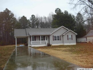 713 Forrest Ave, Scottsboro, AL 35768