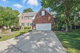 16 Laurel Brook Ct, Greensboro, NC 27407