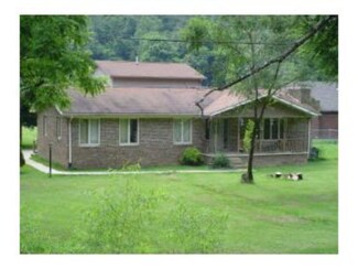 38 Mckenzie Branch, Flatgap, KY 41219