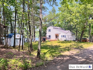 7951 S Island View Dr, Newaygo, MI 49337
