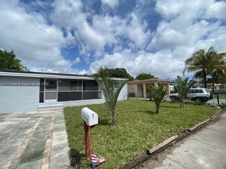 2825 SW 10th St, Fort Lauderdale, FL 33312