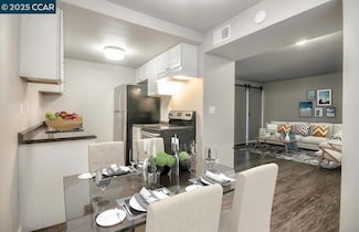 824 Camelback Place, Pleasant Hill, CA 94523