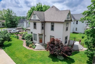 306 E Wabash St, Converse, IN 46919