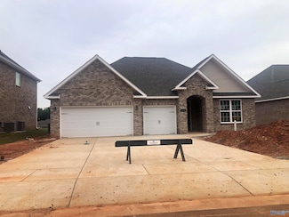 3105 Lisa Ln SE, Decatur, AL 35603