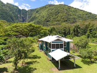 49-5791 Waipio Valley Rd, Honokaa, HI 96727