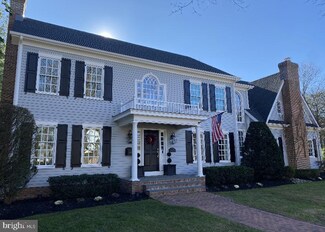 380 Kings Hwy W, Haddonfield, NJ 08033
