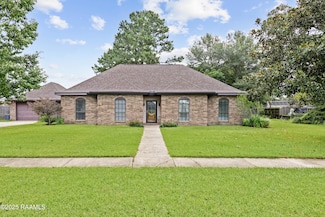 109 Woodward Dr, Lafayette, LA 70508