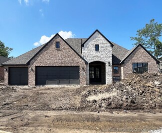 1508 Pinecrest Dr, Claremore, OK 74017