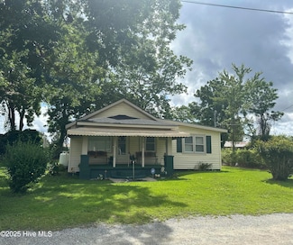 410 Brown Dr, New Bern, NC 28560