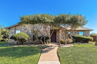 2138 Meadfoot Rd, Carrollton, TX 75007