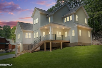 131 Song Mountain Dr, Blooming Grove Township, PA 18464