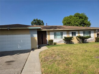 11478 Garrick Ave, Sylmar, CA 91342