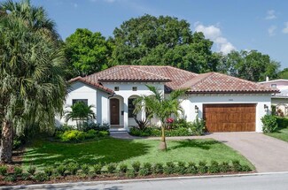 300 Monterey Blvd NE, Saint Petersburg, FL 33704
