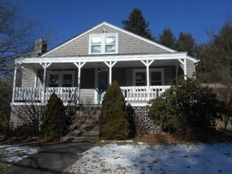 615 Central Ave, Johnston, RI 02919