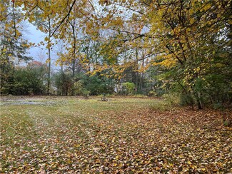 6 Calderwood Ave, Smithfield, RI 02828