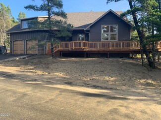 3601 NW Shore View Loop, Waldport, OR 97394