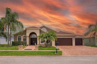 10327 Meadow Crossing Dr, Tampa, FL 33647
