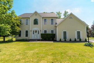 128 Hasgate Dr, Delmar, NY 12054