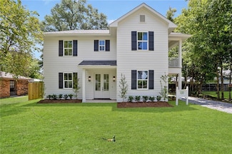218 N Jackson St, Covington, LA 70433