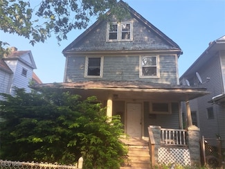 3889 W 37th St, Cleveland, OH 44109