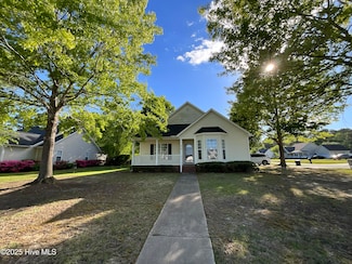 513 Keagan Way, Grimesland, NC 27837