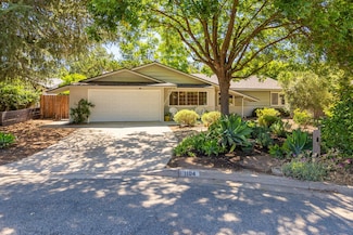 1104 Mariano Dr, Ojai, CA 93023
