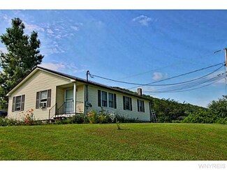 9770 Underwood Ln, Portville, NY 14770