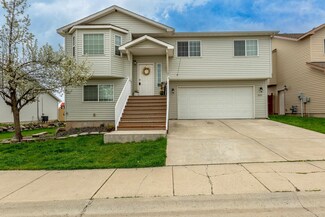 9215 W Foxtail Ln, Spokane, WA 99224